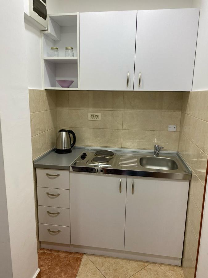 Hotel Suzana Budva Kültér fotó