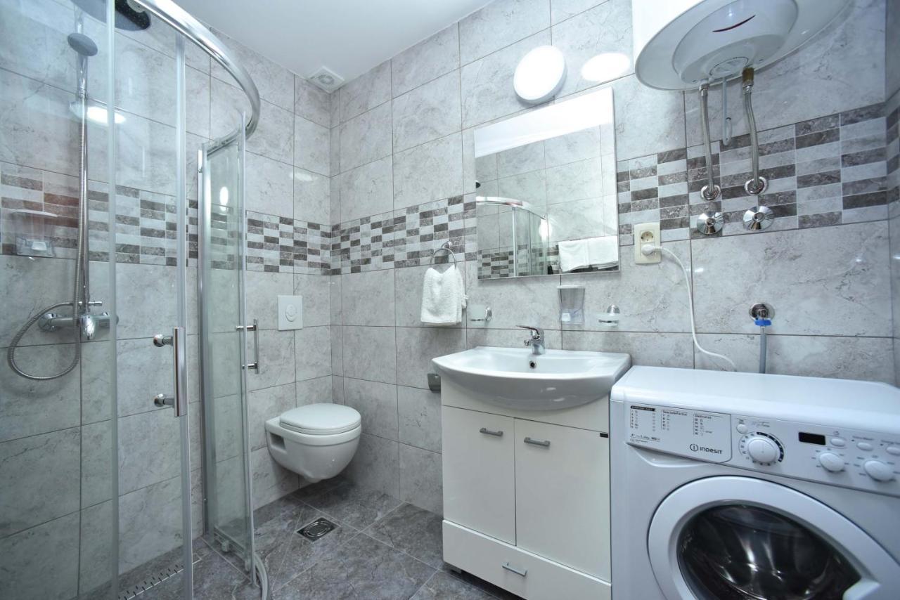 Hotel Suzana Budva Kültér fotó