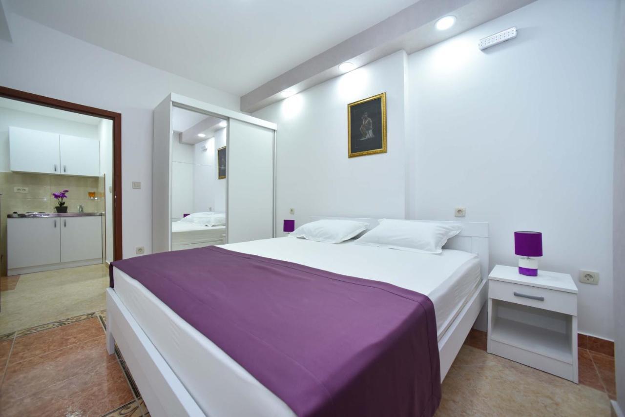 Hotel Suzana Budva Kültér fotó