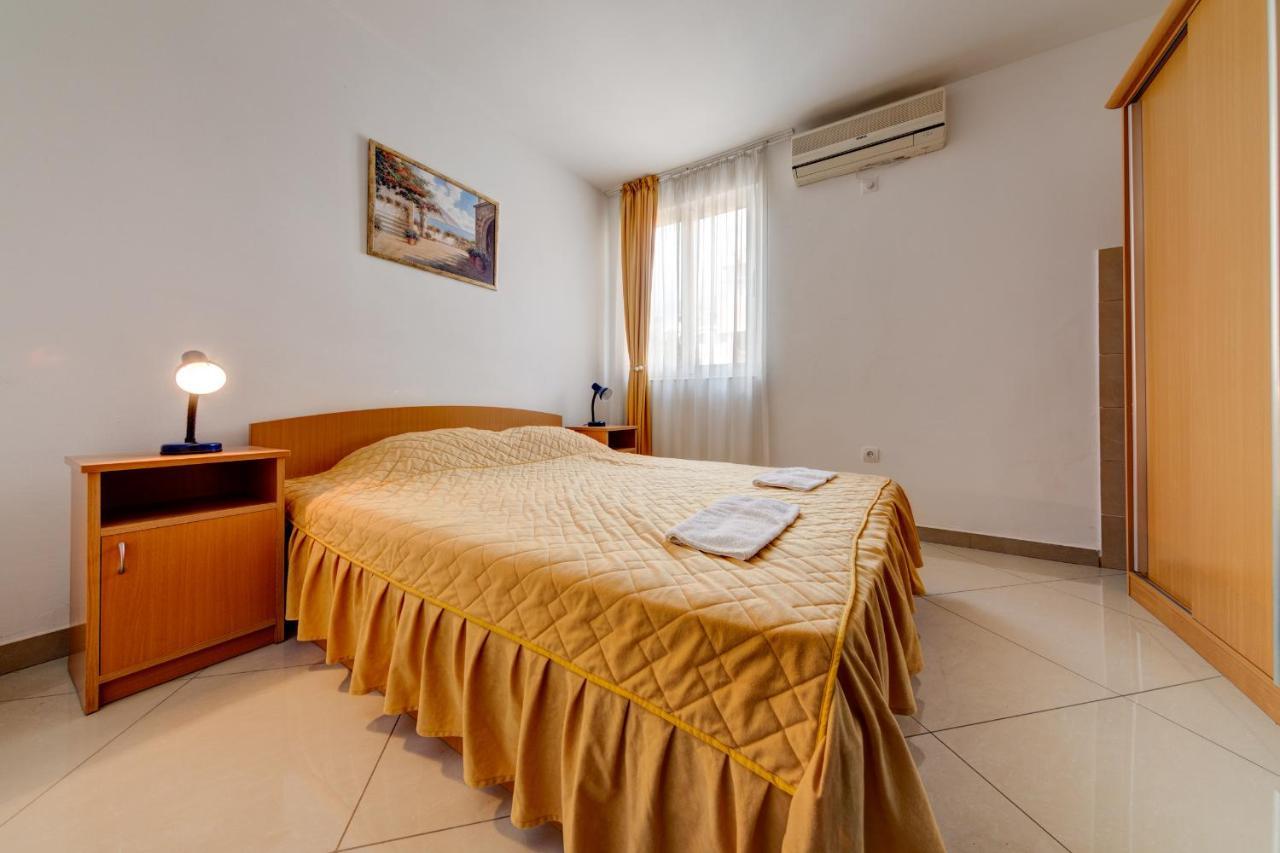 Hotel Suzana Budva Szoba fotó