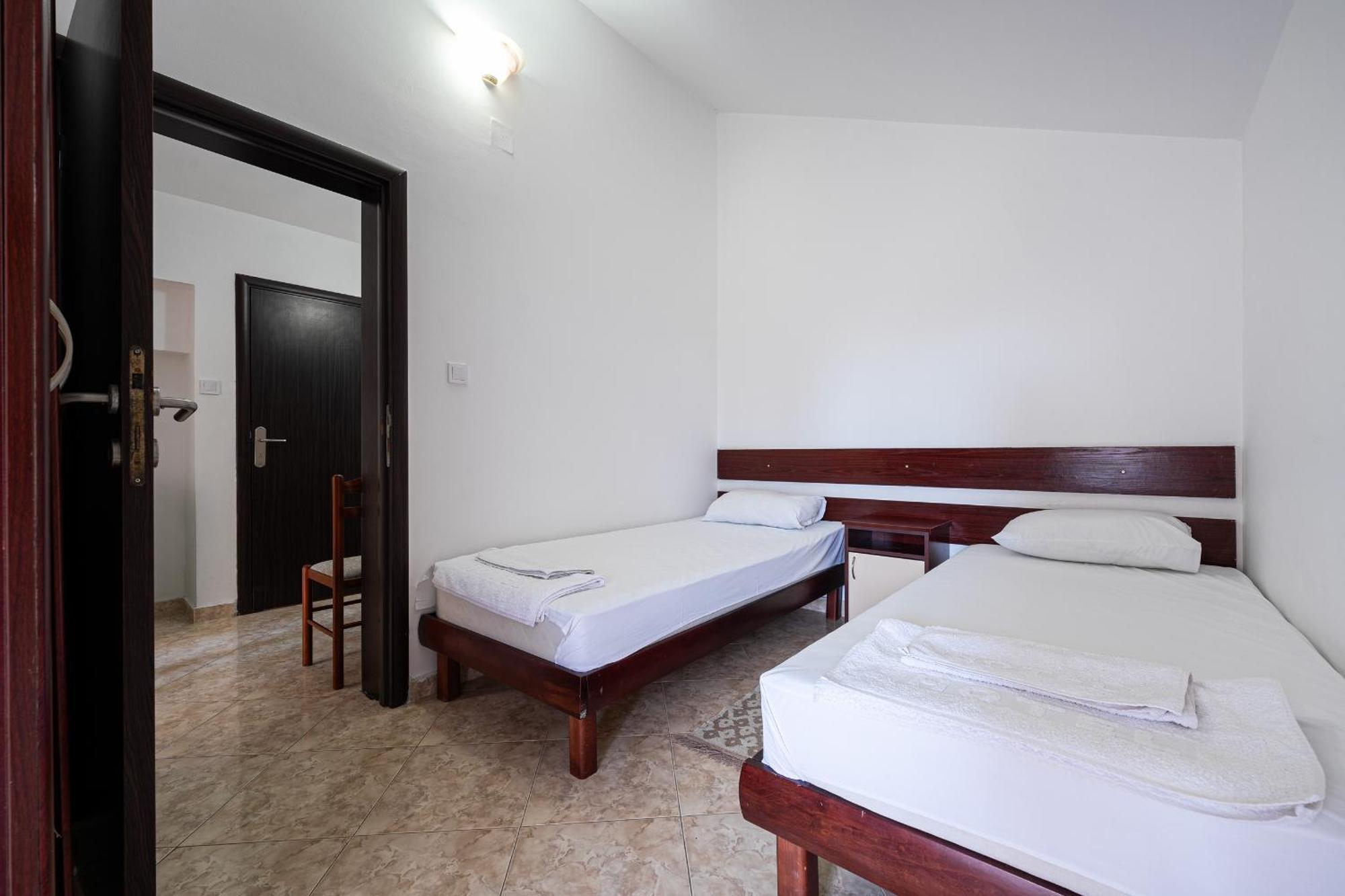 Hotel Suzana Budva Kültér fotó